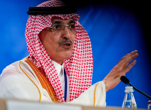 Suudi Arabistan'dan petrol krizine COVID benzetmesi