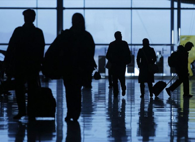 AB'den vatandaşlarına tavsiye: "Savaş var, az gezin"