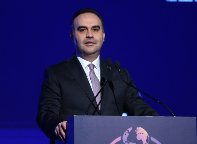 Kacır: Dünya değişirken, Türkiye küresel ticaretin merkez ülkelerinden biri oluyor