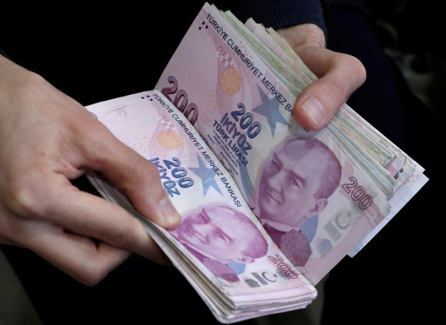 Kamu bankalarının yönetim kurulu üyelerinin yakınlarına yeni kredi sınırlaması