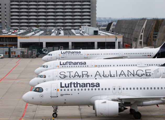 Avrupa'da yakıt krizi: Alman havayolu devi 20 bin uçuşu iptal ediyor