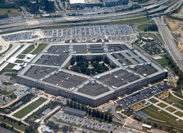 Pentagon mühimmat sıkıntısı yaşıyor: Silah üretimi için otomotiv devleri ile görüşülüyor