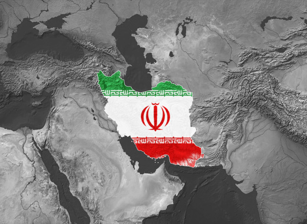 İran, Hürmüz'de gemilere ateş açtı: Hamaney'den 'savaşa hazırız' mesajı