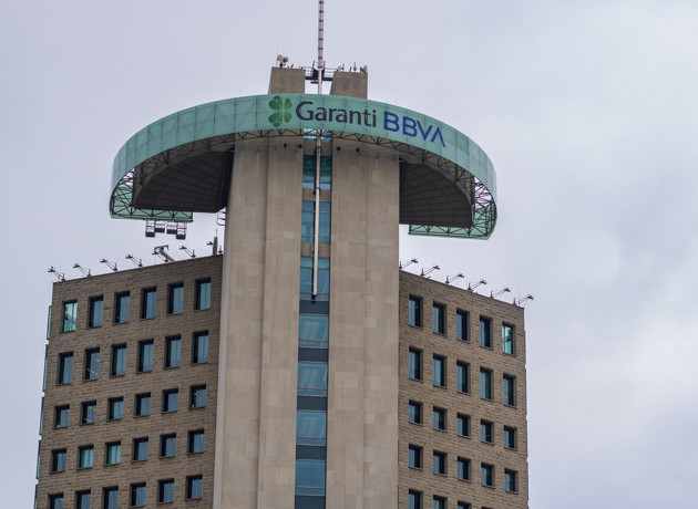 Garanti Bankası 353 milyon TL'lik alacak satışı gerçekleştirdi