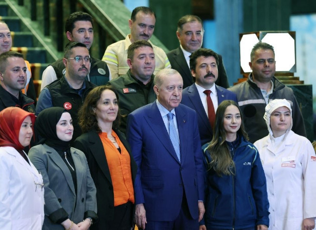 Cumhurbaşkanı Erdoğan, işçi ve işveren temsilcilerini kabul etti