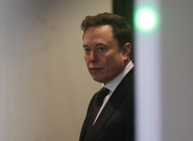 Elon Musk ilk üç rakibinin toplamını geçti: İşte dünyanın en zengin 10 ismi