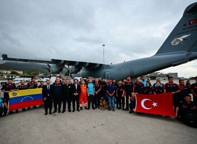 Türkiye kurtarma ekipleri depremden etkilenen Venezuela’ya ulaştı: "Olabildiğince can kurtaracağız"
