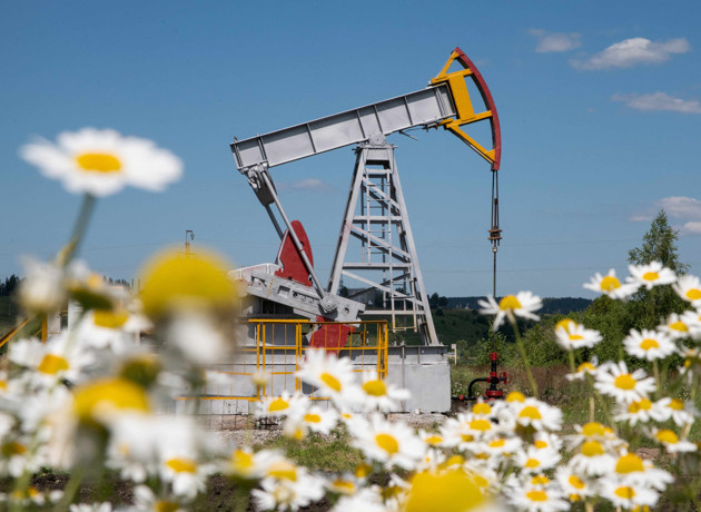 Morgan Stanley petrol fiyatı tahminlerini düşürdükçe düşürdü