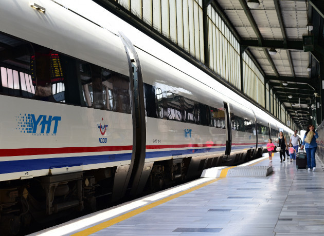 YHT hattında yeni dönem: Ankara-İstanbul yolculuğu 4 saatin altına inecek