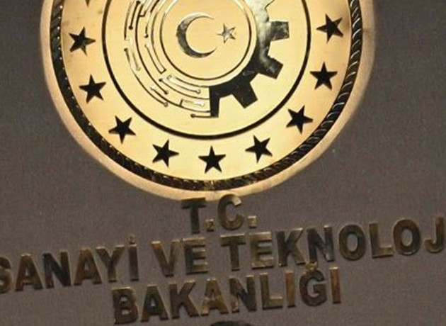 Sanayi ve Teknoloji Bakanlığı'na üç yıl için 881,2 milyar liralık kaynak