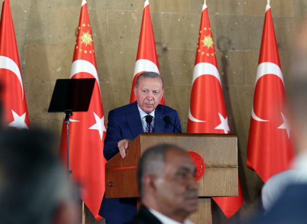 Erdoğan'dan Ahlat'ta "Terörsüz Türkiye" mesajı: "Yeni dönemin kapısı açılacak"
