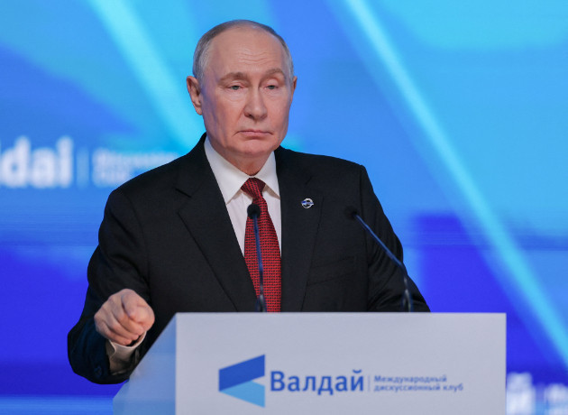 Putin'den Batı'ya rest: Yaptırımlar kalkana kadar dizel yok!