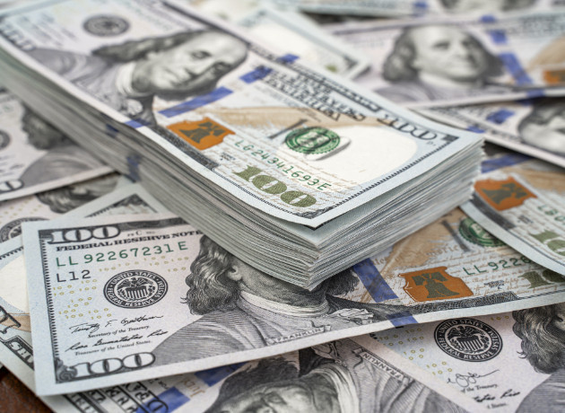 Körfez ülkelerinden dünyaya 161 milyar dolar: ABD'yi geride bıraktılar
