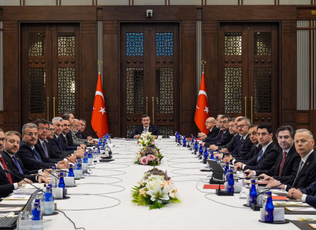 EKK'da fon ve net hata noksan mesaisi: Kritik toplantı 4 saat sürdü