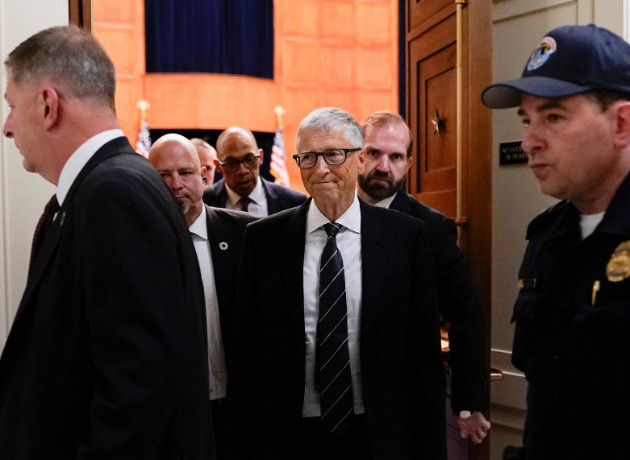 Bill Gates 'yapay' geleceği açıkladı: İnsanlığı 20 yıllık büyük bir sarsıntı bekliyor