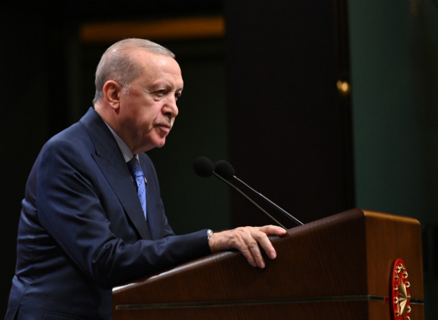 Erdoğan açıkladı: 2027 bütçesinde aslan payı hangi alanlara ayrıldı? İşte öne çıkanlar!