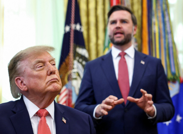 Trump'tan İran müzakereleri açıklaması: Vance iddiasını reddetti