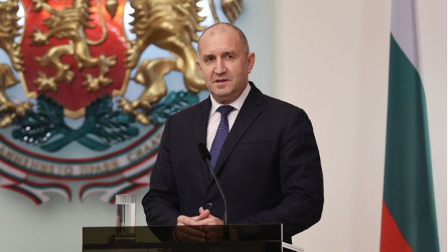 Bulgaristan'da eski Cumhurbaşkanı Radev, genel se&ccedil;imi b&uuml;y&uuml;k farkla birinci tamamladı - Resim : 2