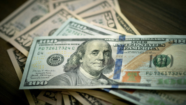 Dolar jeopolitik gerilimle güç kazandı