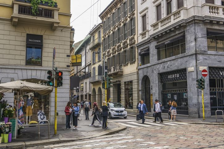 Dünyanın en pahalı caddeleri belli oldu: Türkiye'den bir cadde listede - Resim: 3