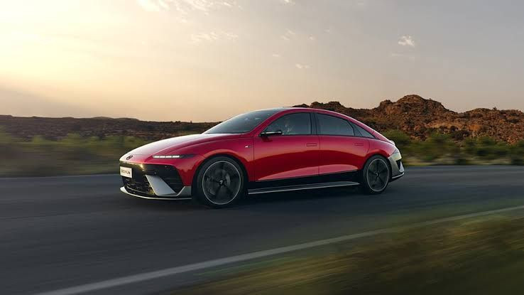 Hyundai IONIQ 6 Türkiye'de yenilendi: 18 dakikada yüzde 80 şarj - Resim: 2