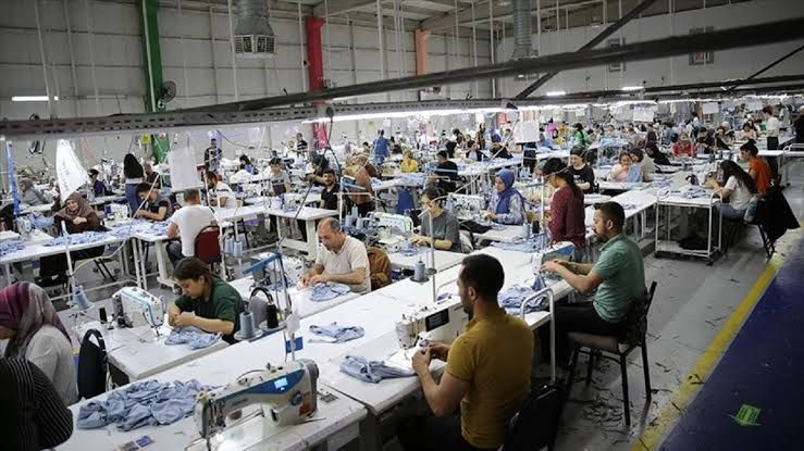 Resmi Gazete'de yayımlandı: İstihdamını koruyan işletmelere 3.500 TL destek - Resim: 3