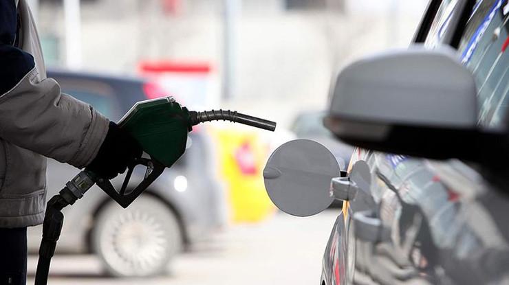 Benzin ve motorin zamlandı: Güncel fiyatlar
