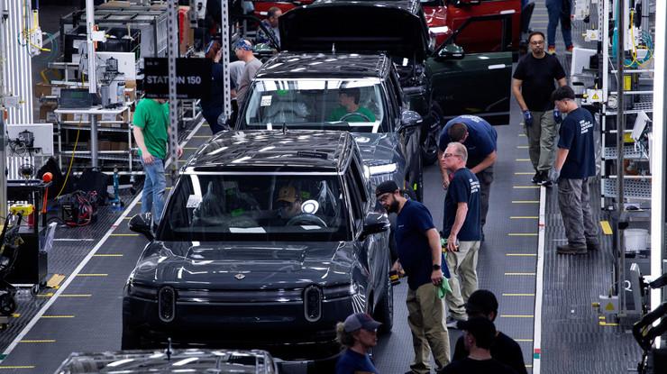 Rivian yeni tesis için 6,6 milyar dolarlık koşullu kredi onayı aldı