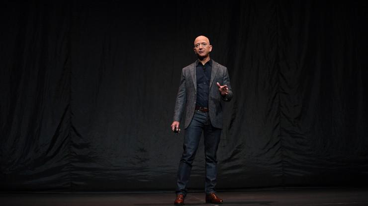 Jeff Bezos tepeden 5 milyar dolarlık Amazon hissesi satacak