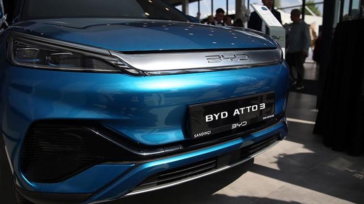 BYD’nin hisseleri, yeni hızlı şarj istasyonu teknolojisini duyurmasının ardından fırladı