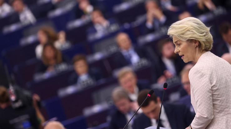 Von der Leyen gensoru önergesinde aşırı sağı suçladı