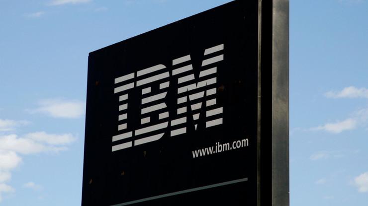 IBM'in geliri üçüncü çeyrekte arttı