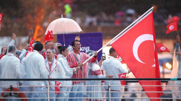 Paris Olimpiyatları Açılış Töreni: Hangi ülke, nasıl değerlendirdi?