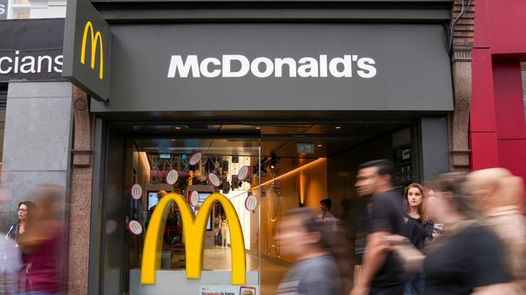 McDonald's'ın satışları 4 yıl sonra ilk kez düştü