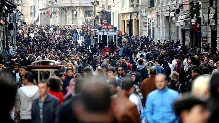 86 yıl sonra ilk: Türkiye'nin kadın nüfusu 2026'da erkekleri geçecek