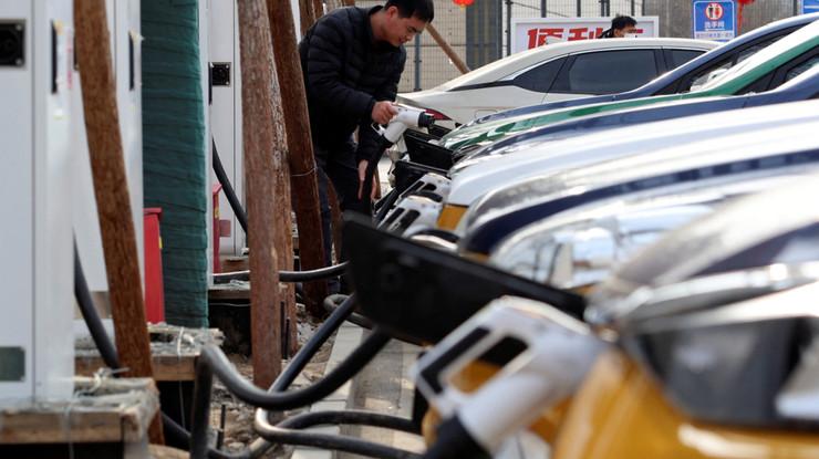 Rekor kırıldı: Çin'in elektrikli ilgisi diğerlerini geçti