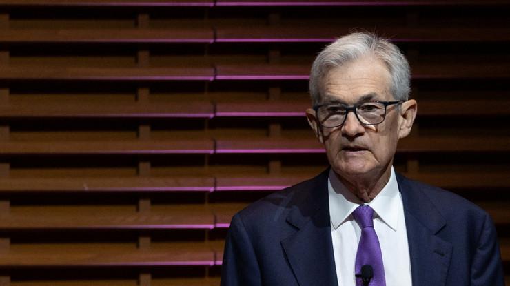 Donald Trump göreve gelince Fed Başkanı Jerome Powell'ı görevden almayı düşünmediğini söyledi