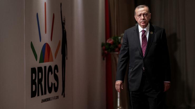 "Türkiye'nin BRICS’e katılım talebi hem stratejik hem sembolik adım"