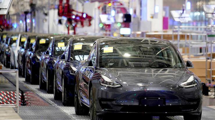 Tesla'nın Çin fabrikasında 3 milyonuncu araç üretildi