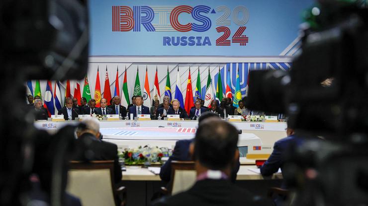 Rusya'dan BRICS parası açıklaması: Şu anda mümkün değil