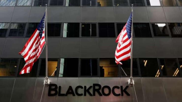 BlackRock, özel kredi şirketi HPS Investment'ı 12 milyar dolara satın alıyor