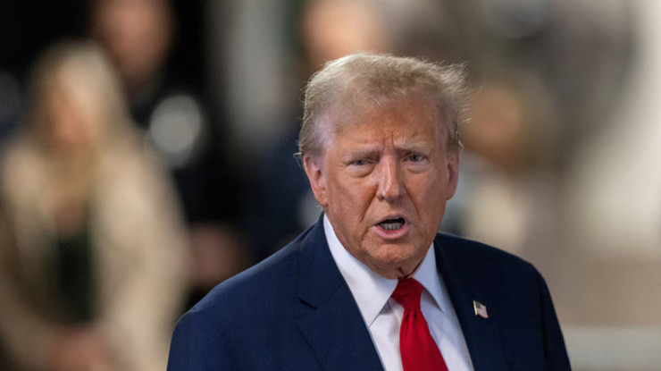 Abluka sonrası ABD Başkanı Trump'tan ilk mesaj: "İran gemisi yaklaşırsa vururuz"