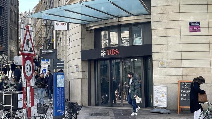 UBS, altın tahminini yükseltti