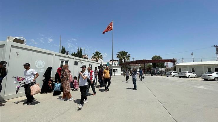 Göç İdaresi Başkanlığı'ndan Suriyelilerin geri dönüş işlemlerine ilişkin bilgilendirme