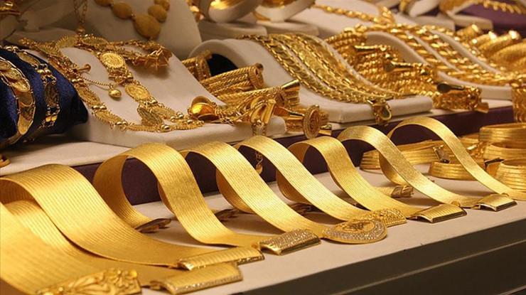 Altındaki rekor artış, eski mücevher ve madeni paraları gün yüzüne çıkarıyor