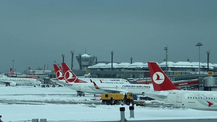 THY, pazar günü İstanbul varış ve kalkışlı uçuşların bazılarını iptal etti