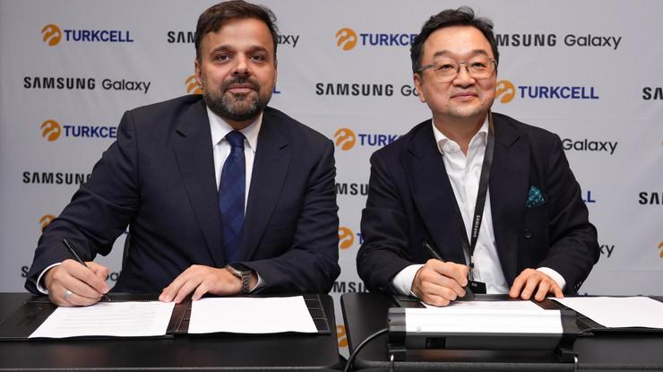 Turkcell ve Samsung 5G destekli akıllı cihazlar için işbirliği yapıyor