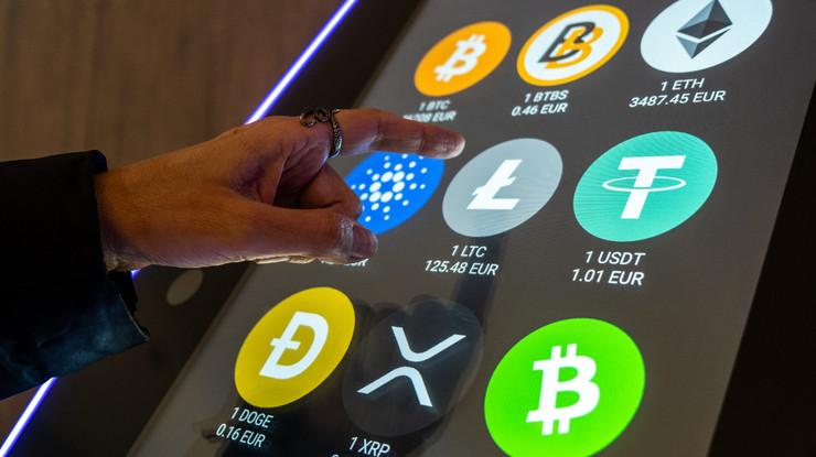 Kripto devlerinden bankacılık hamlesi: Deutsche Bank ve Standard Chartered adım atıyor