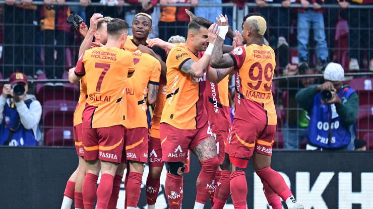 Galatasaray borsada da yatırımcısını üzmedi