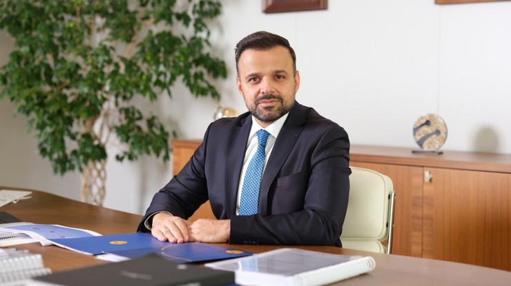 Turkcell Genel Müdürü Ali Taha Koç: 2025’e güçlü başladık, geleceğin teknolojilerine yatırımı sürdüreceğiz
